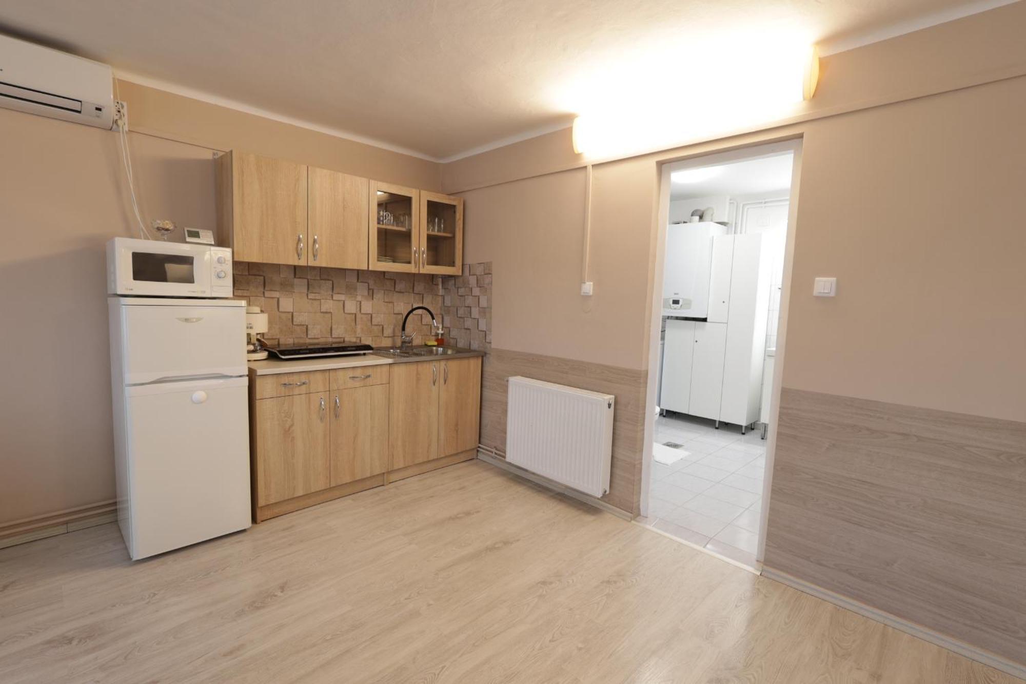 Stardust Apartman Печ Екстериор снимка